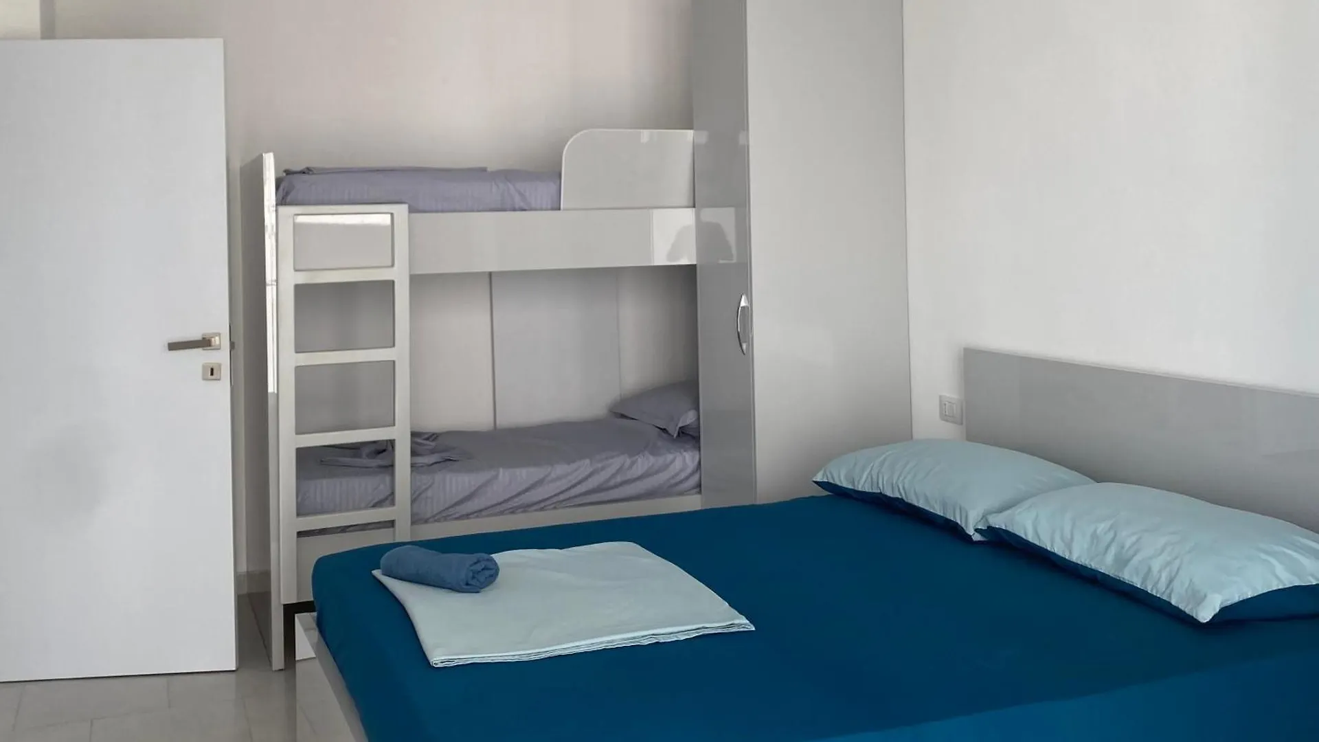 Bluewaveapartments 1 Shëngjin Apartament